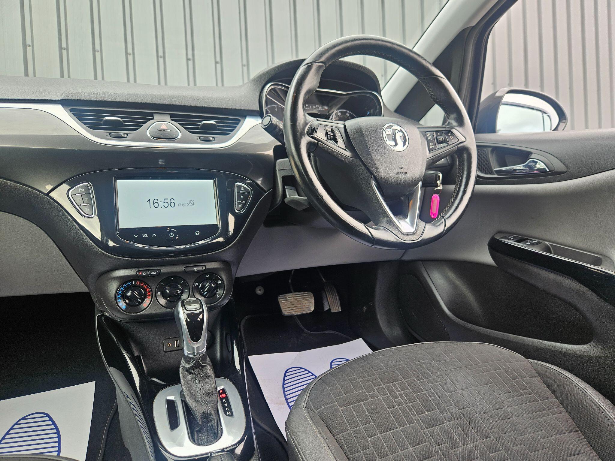2015 Vauxhall Corsa image 24