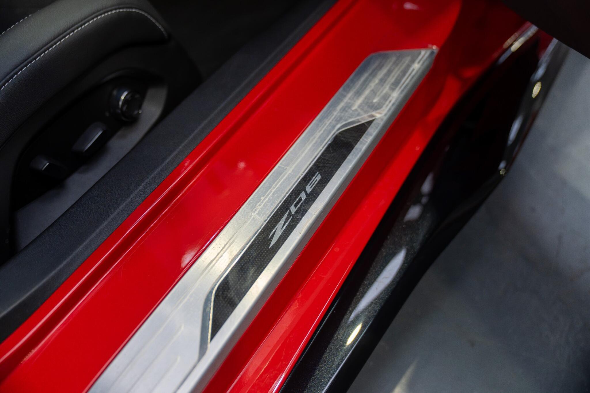 Chevrolet Corvette view 12