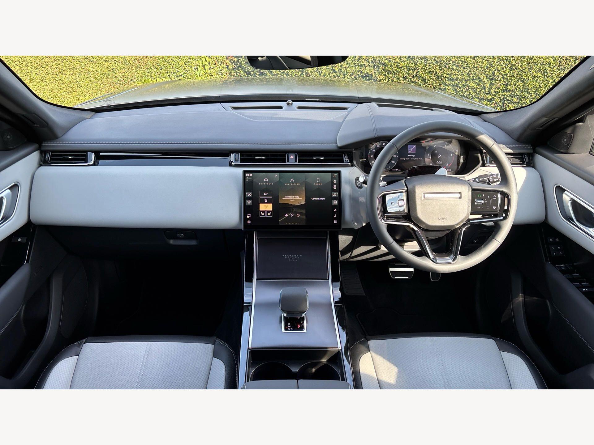 Land Rover Range Rover Velar view 11