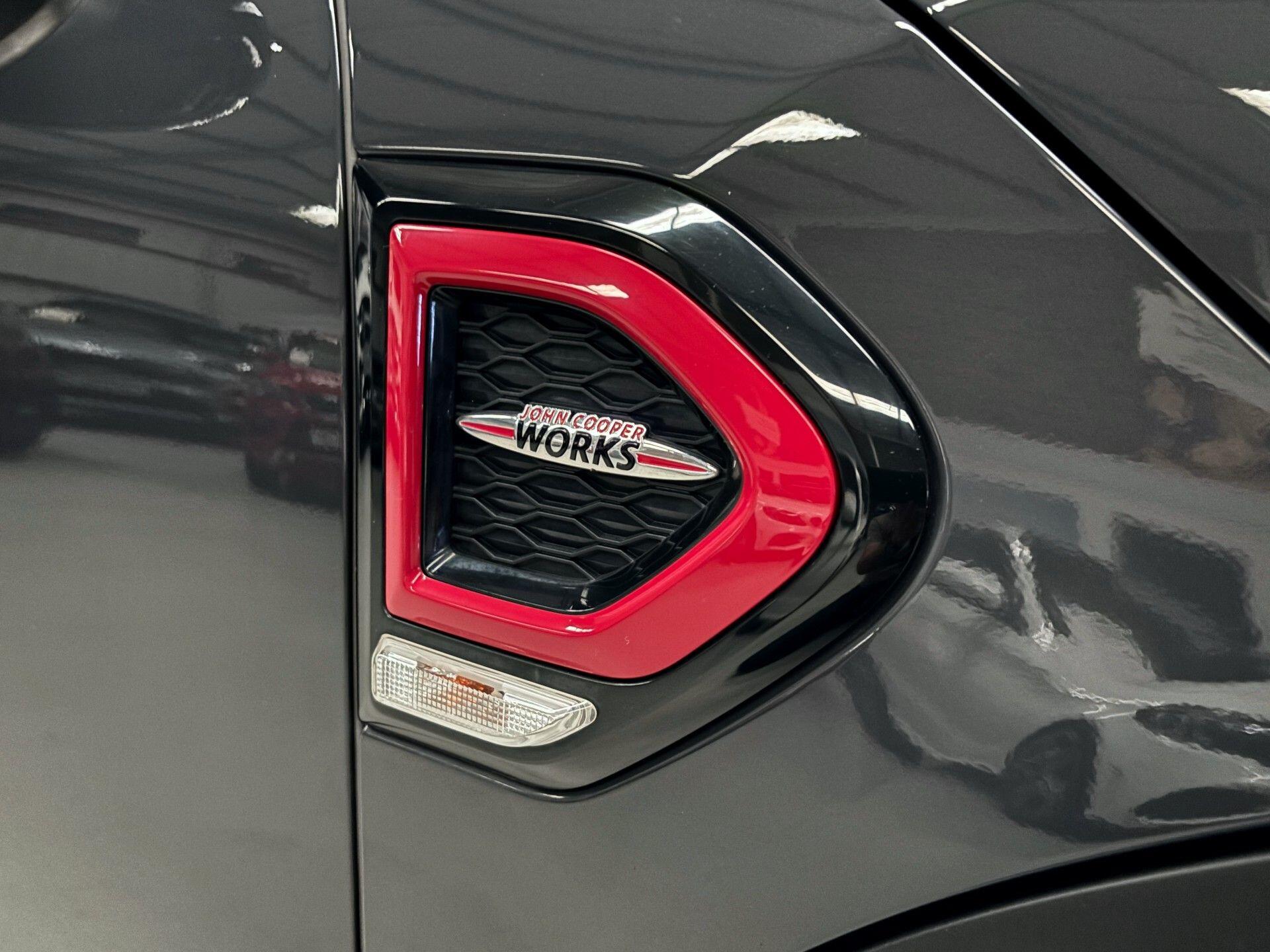 Mini Countryman view 36