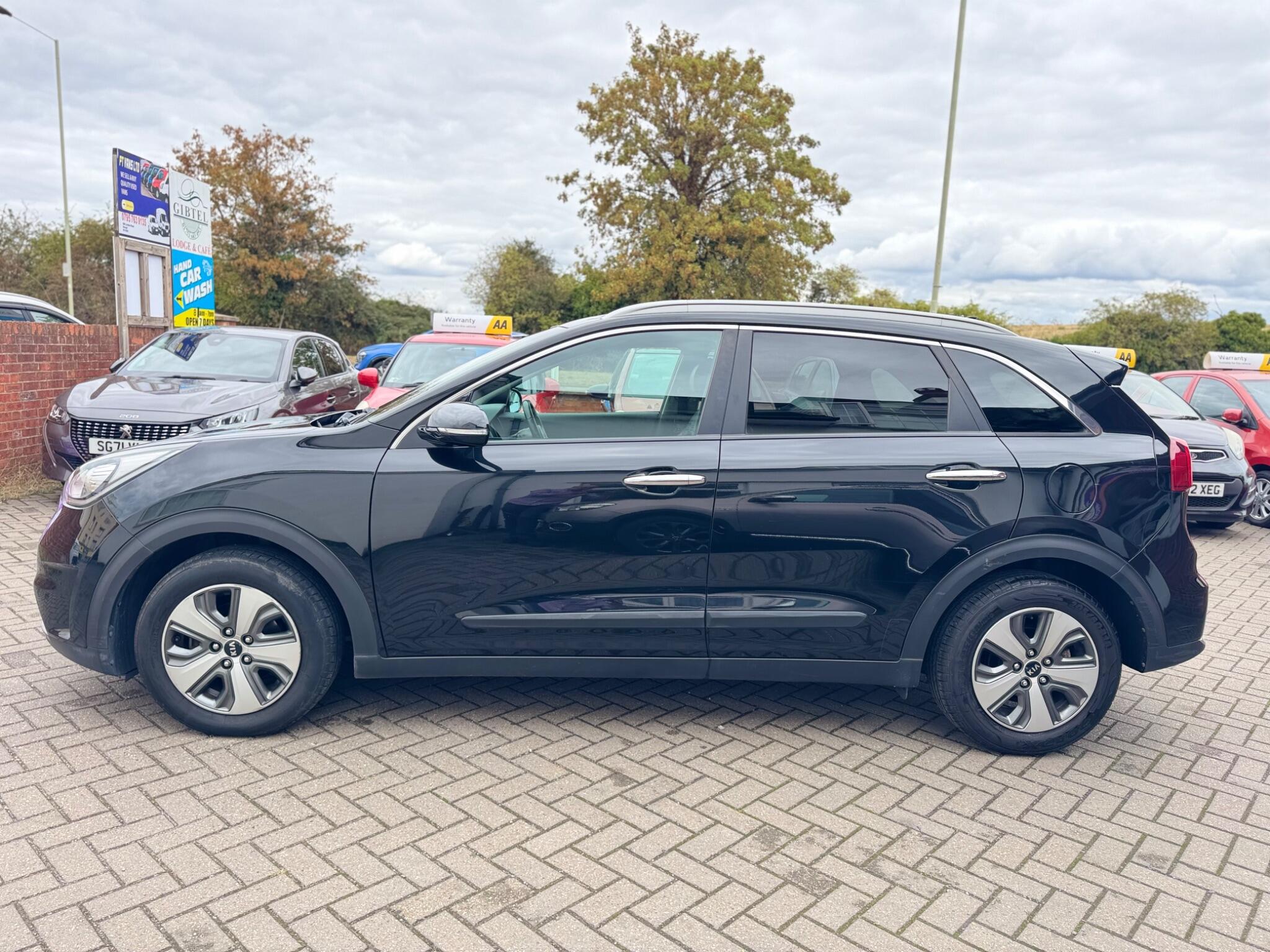 Kia Niro view 5