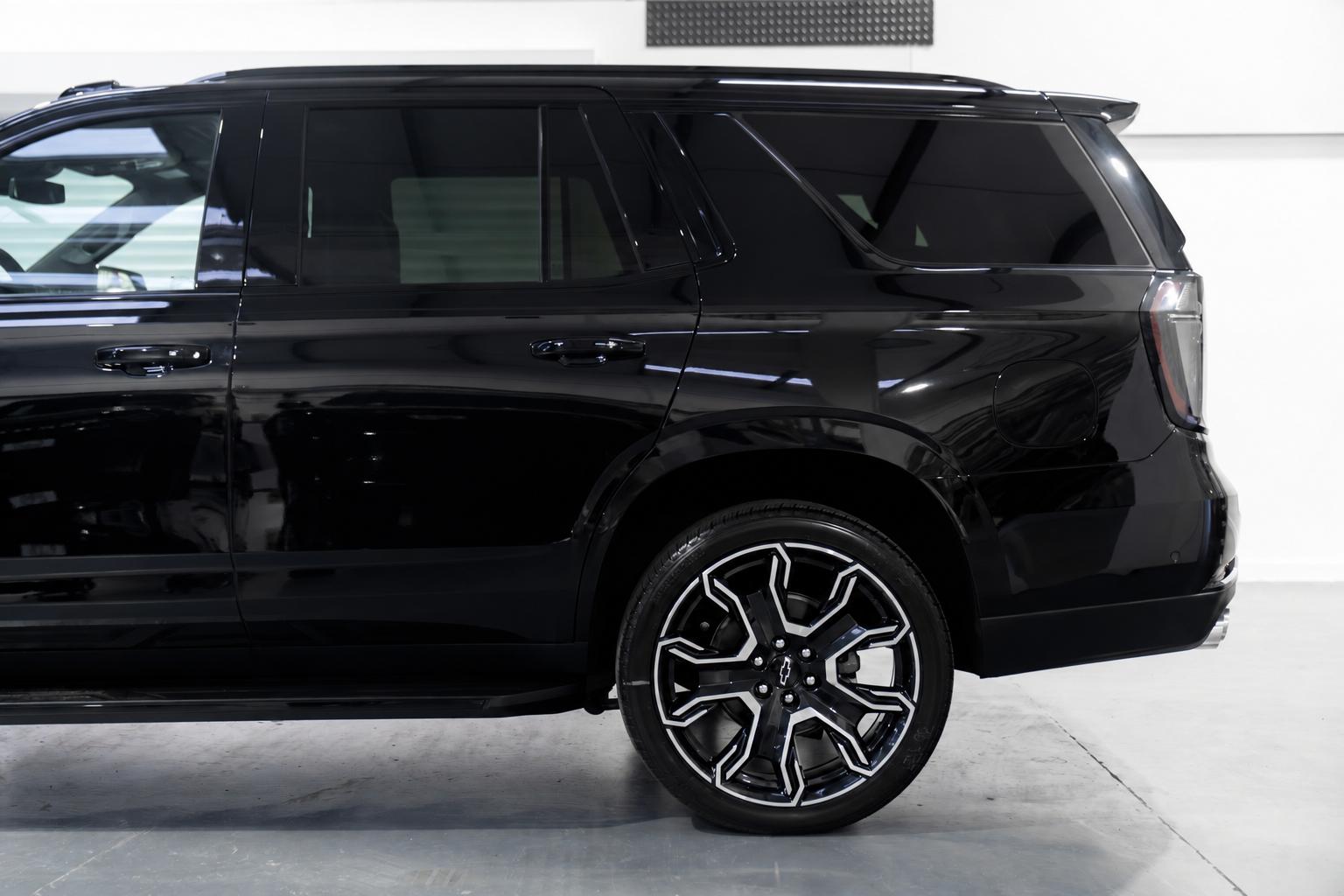 Chevrolet Tahoe view 17