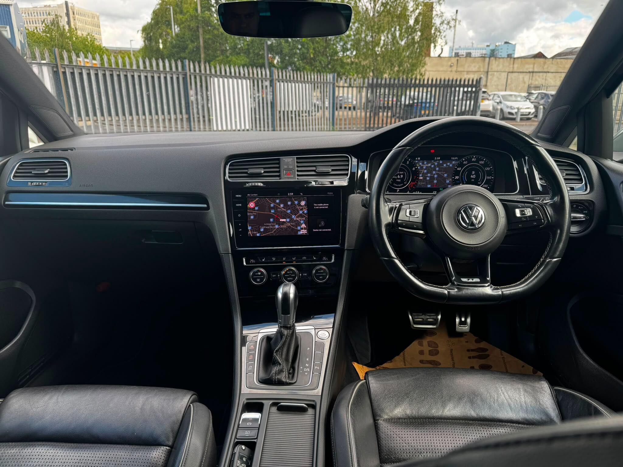 Volkswagen Golf view 15