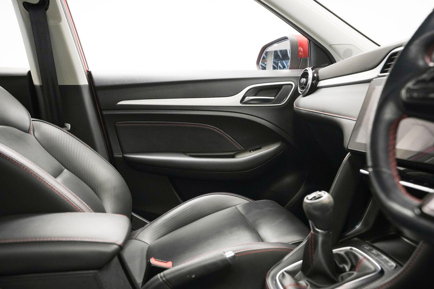 MG ZS view 18