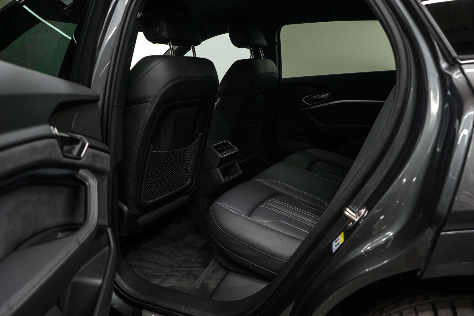 Audi Q8 E-Tron view 27