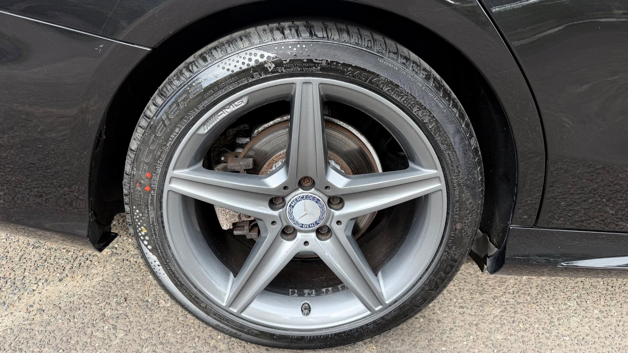 Mercedes-Benz C-Class view 50