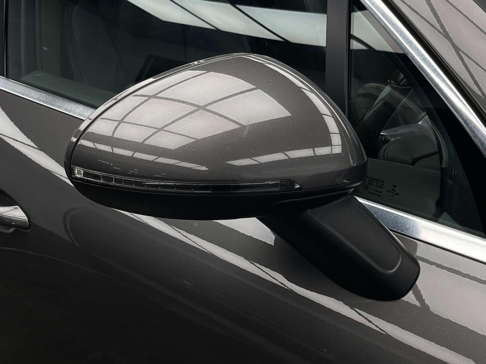 Porsche Macan view 9