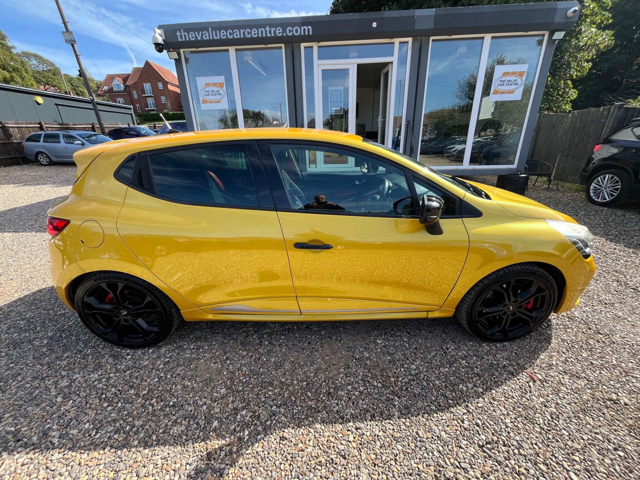 Renault Clio view 3
