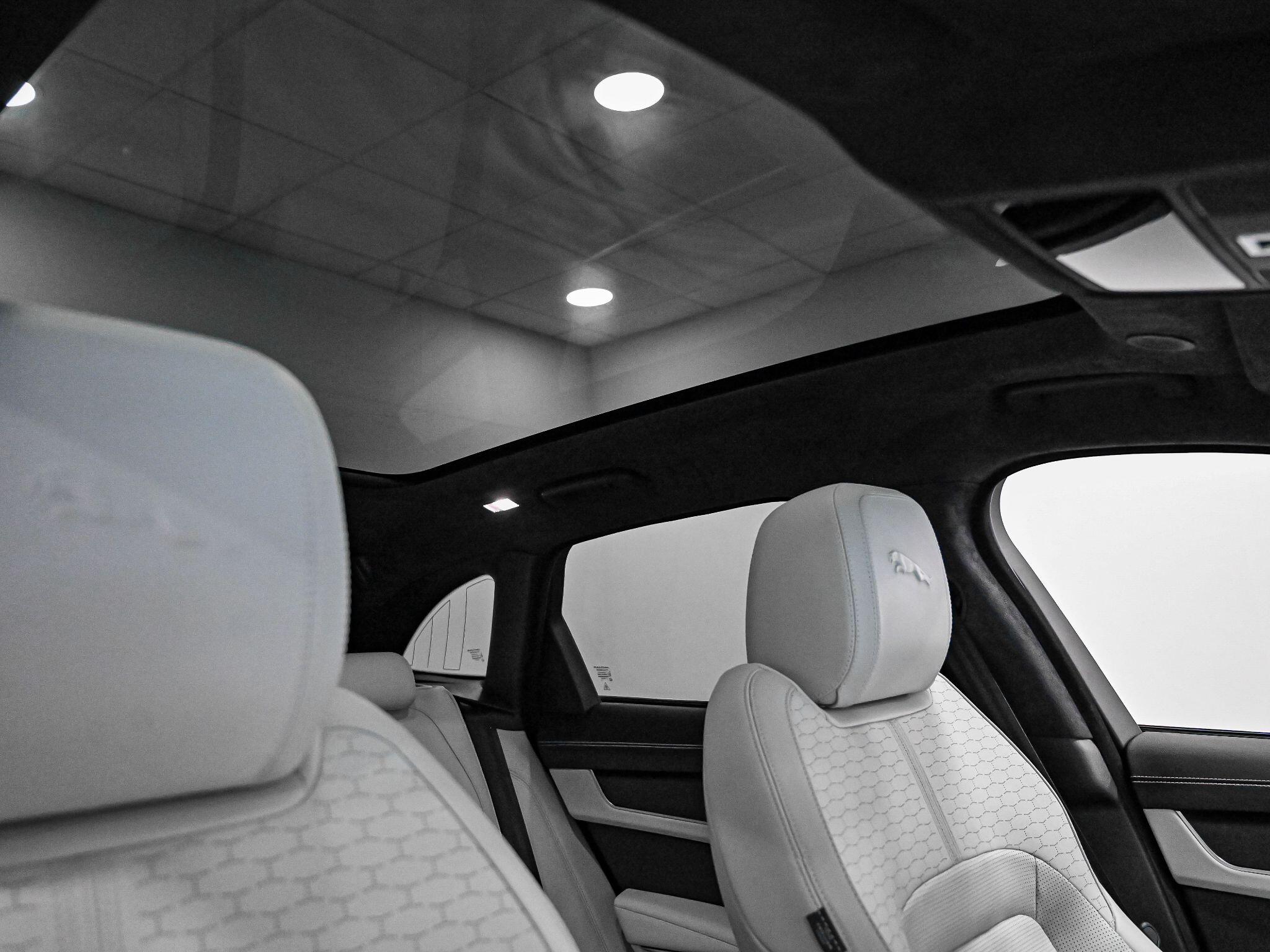 Jaguar F-Pace view 4
