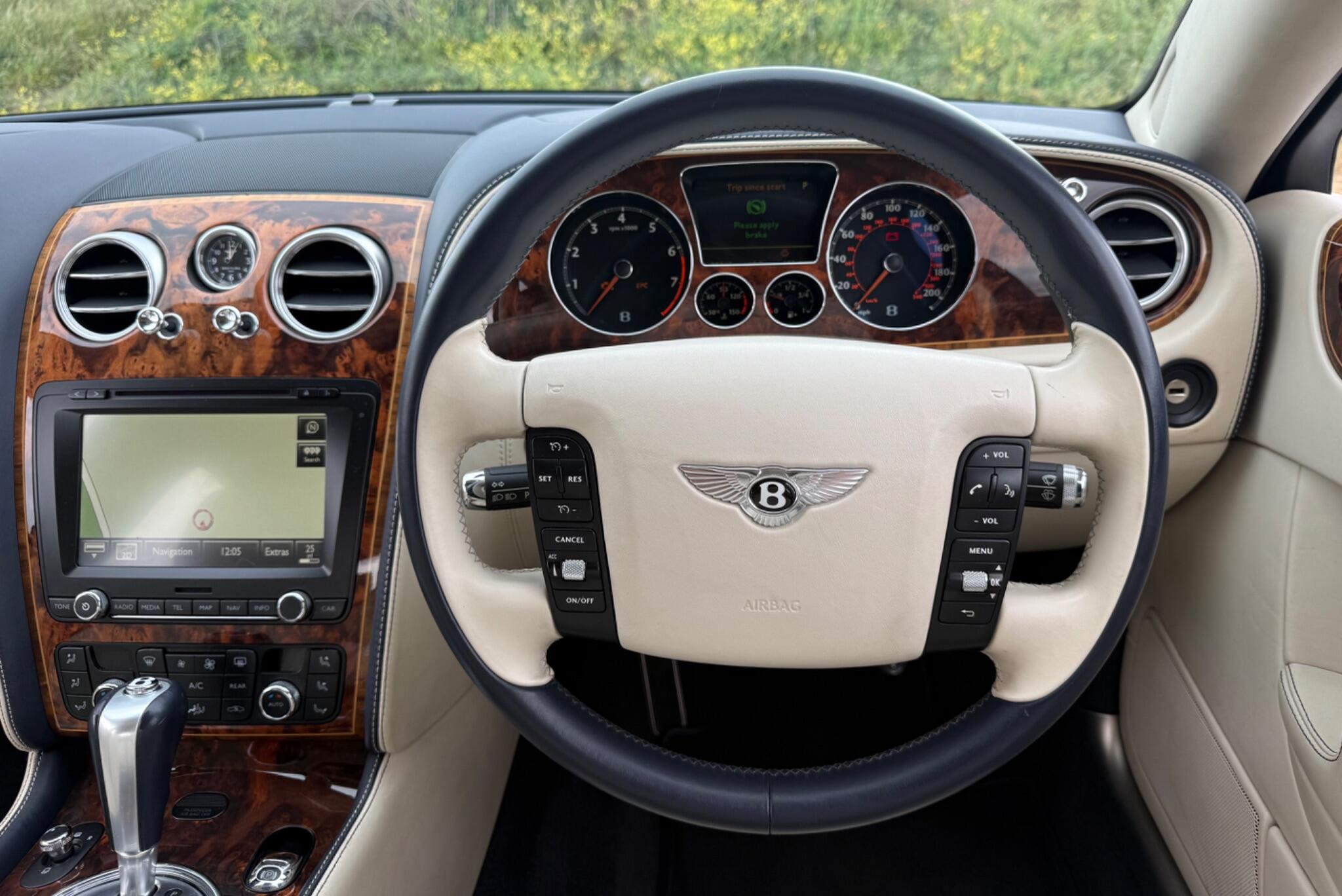 Bentley Continental view 20