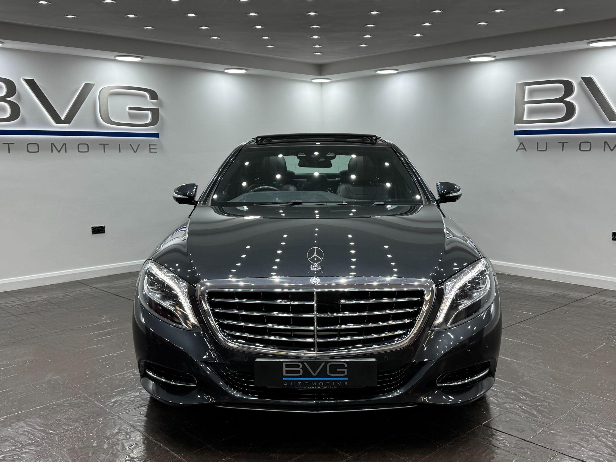Mercedes-Benz S-Class view 4