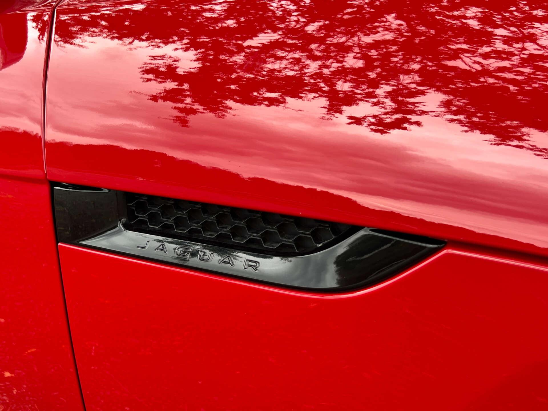 Jaguar F-Type view 26