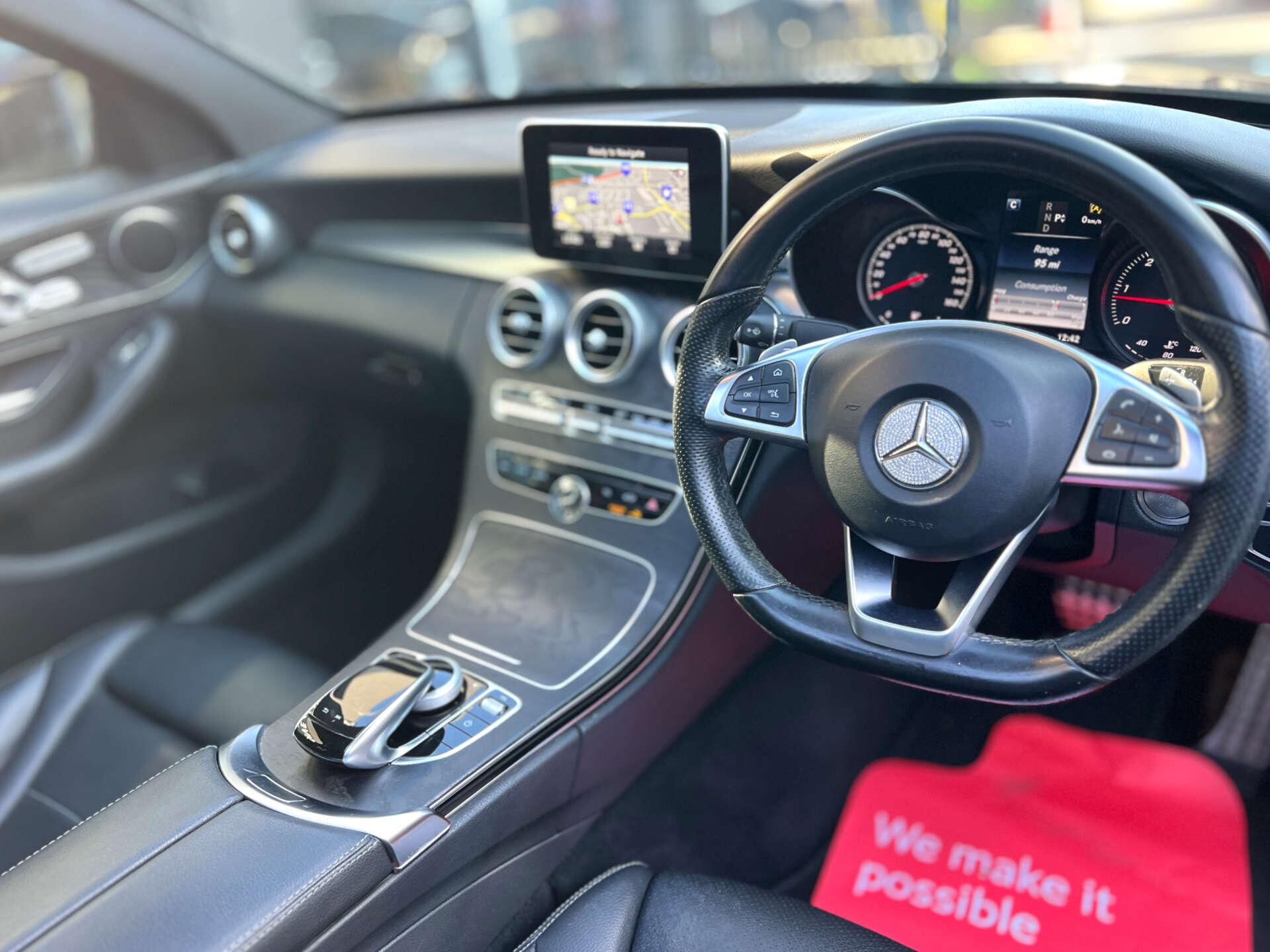 Mercedes-Benz C-Class view 20