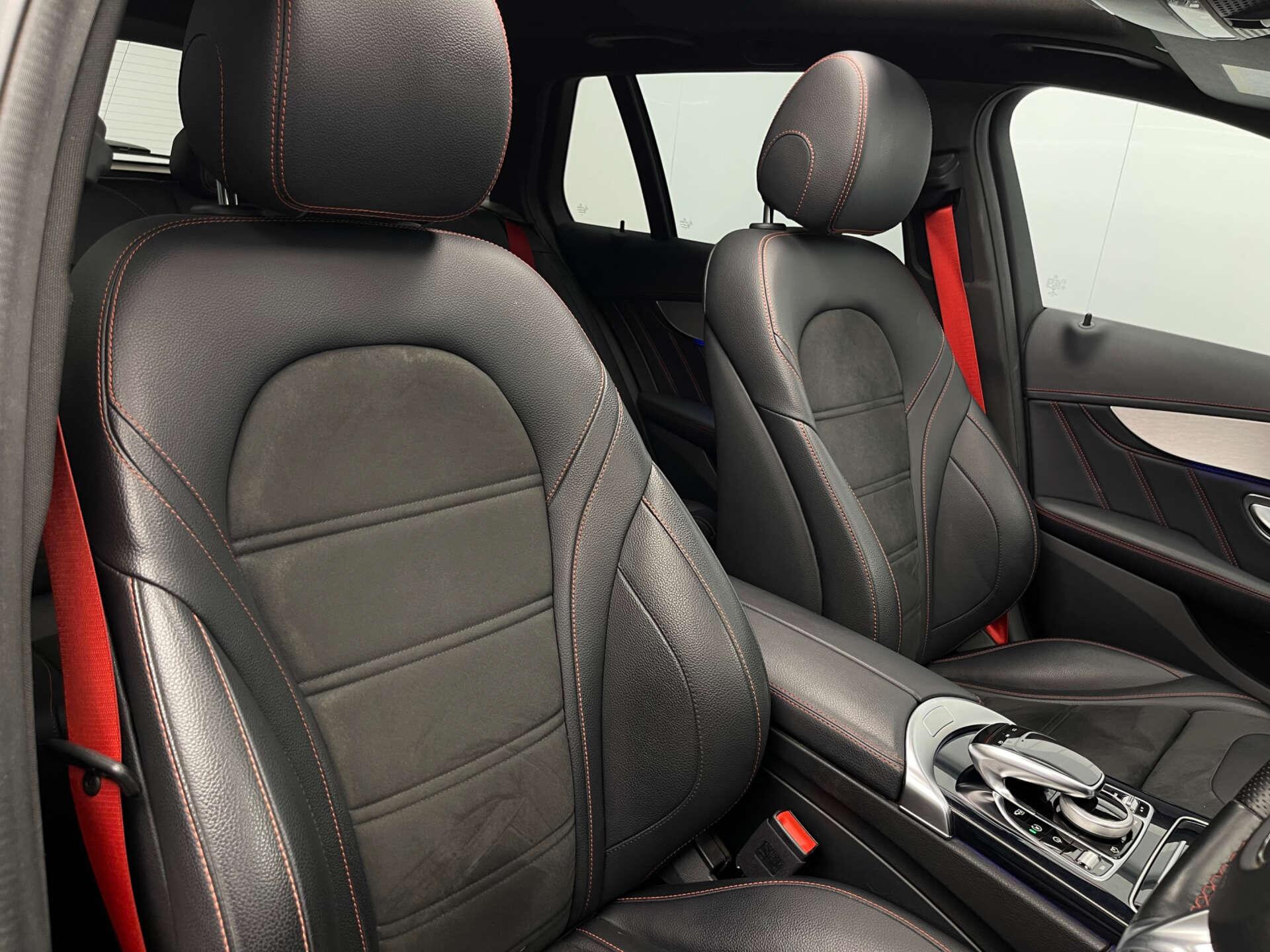 Mercedes-Benz C Class view 16