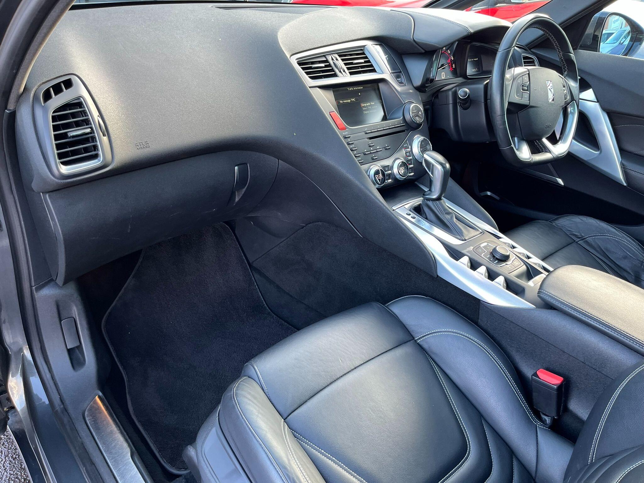 Citroen DS5 view 30
