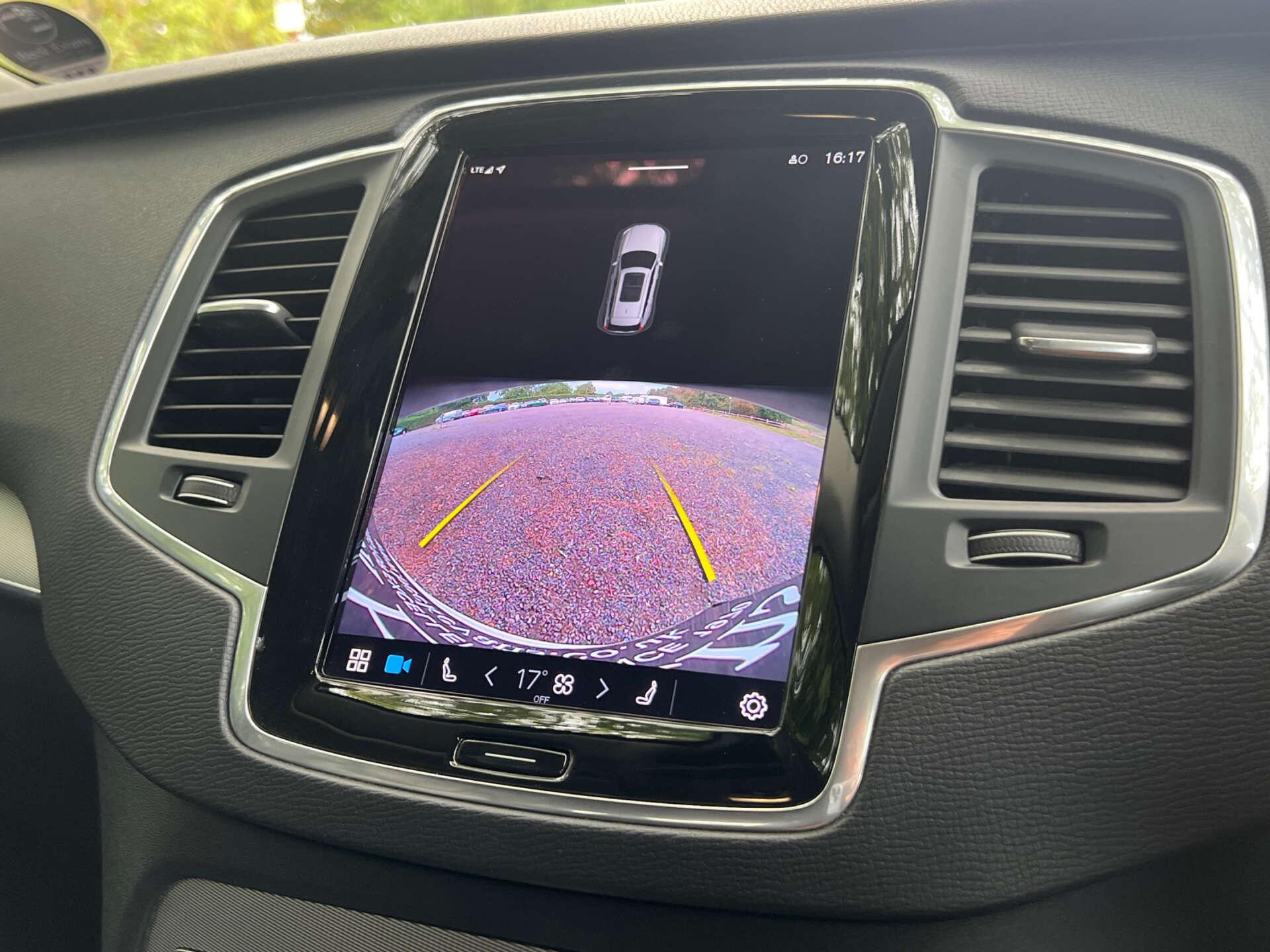 Volvo XC90 view 60