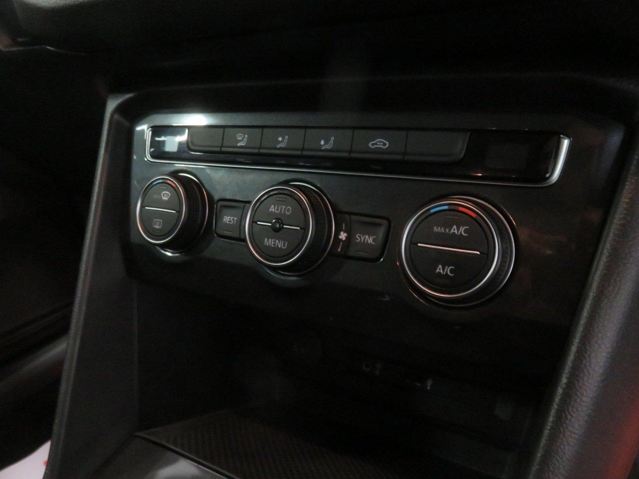 Volkswagen Tiguan view 37