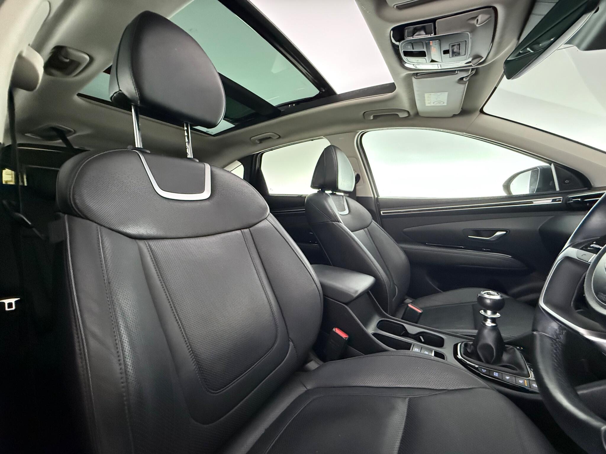Hyundai Tucson view 32