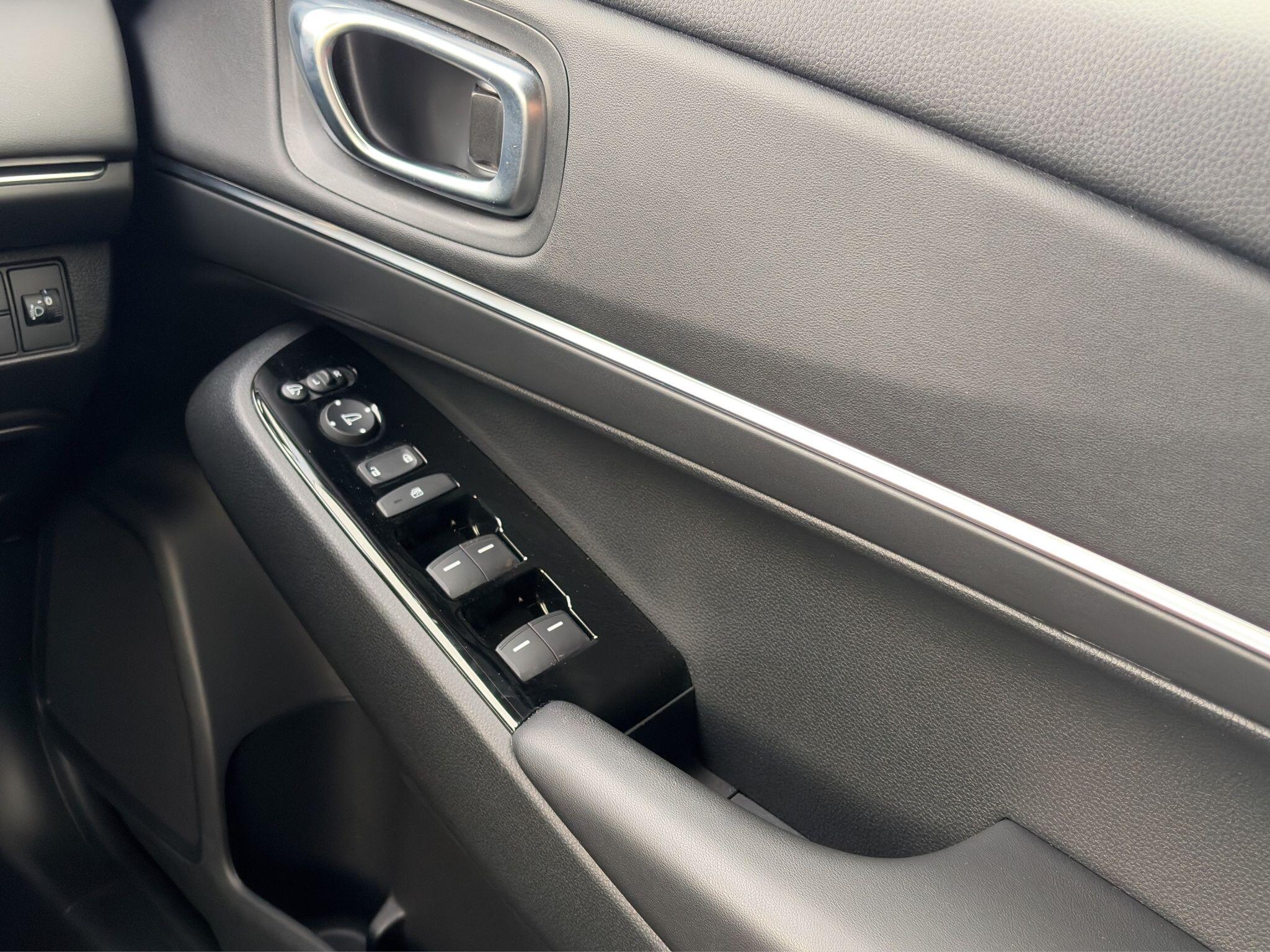 HR-V