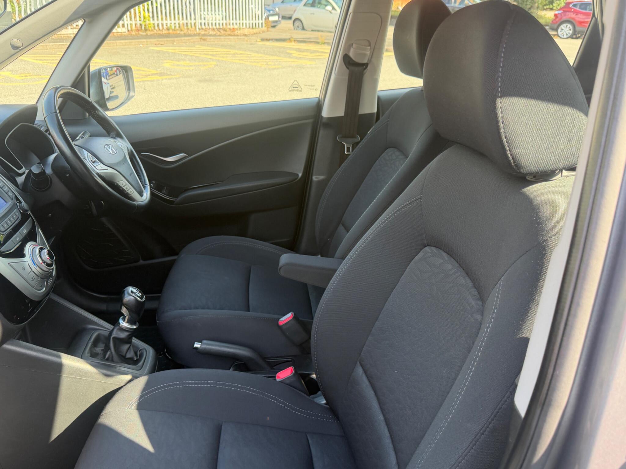 Hyundai Ix20 view 20
