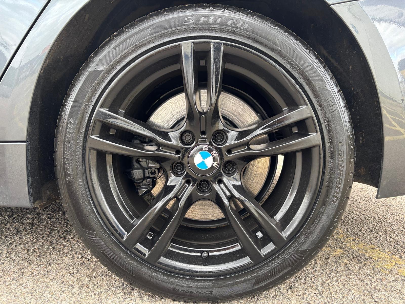 BMW 4 Series Gran Coupe view 42