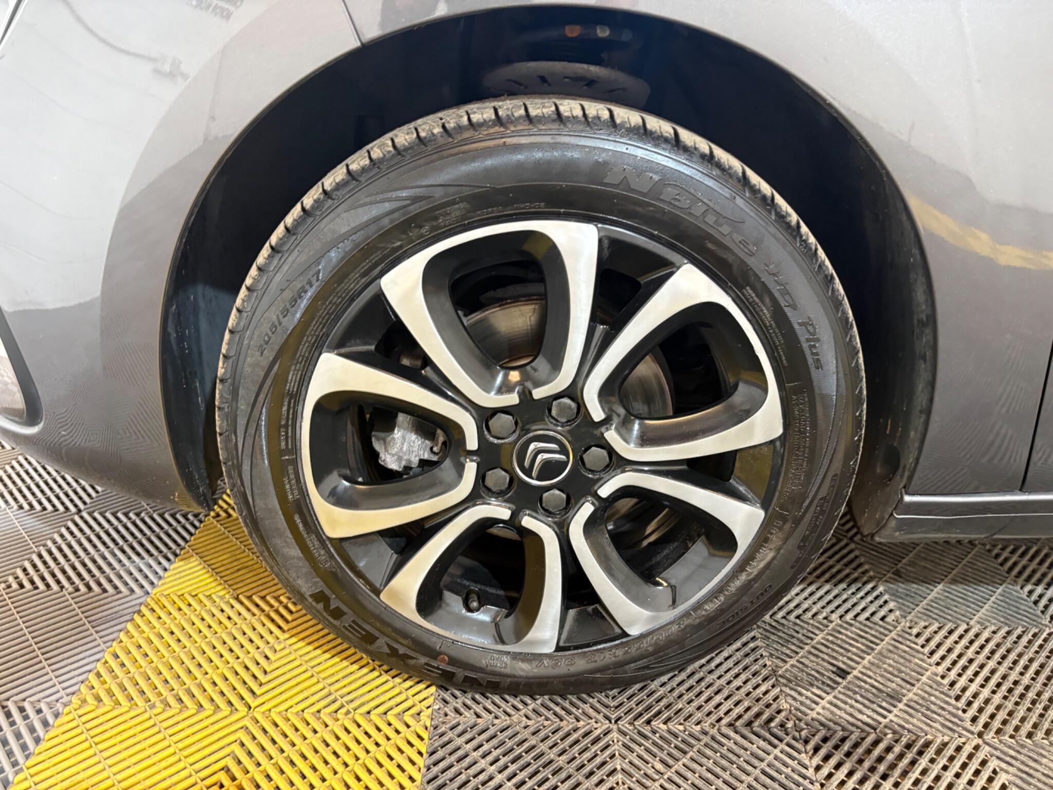 Citroen Grand C4 Spacetourer view 42