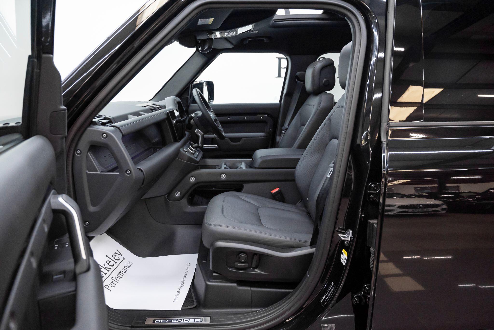 Land Rover Defender view 51