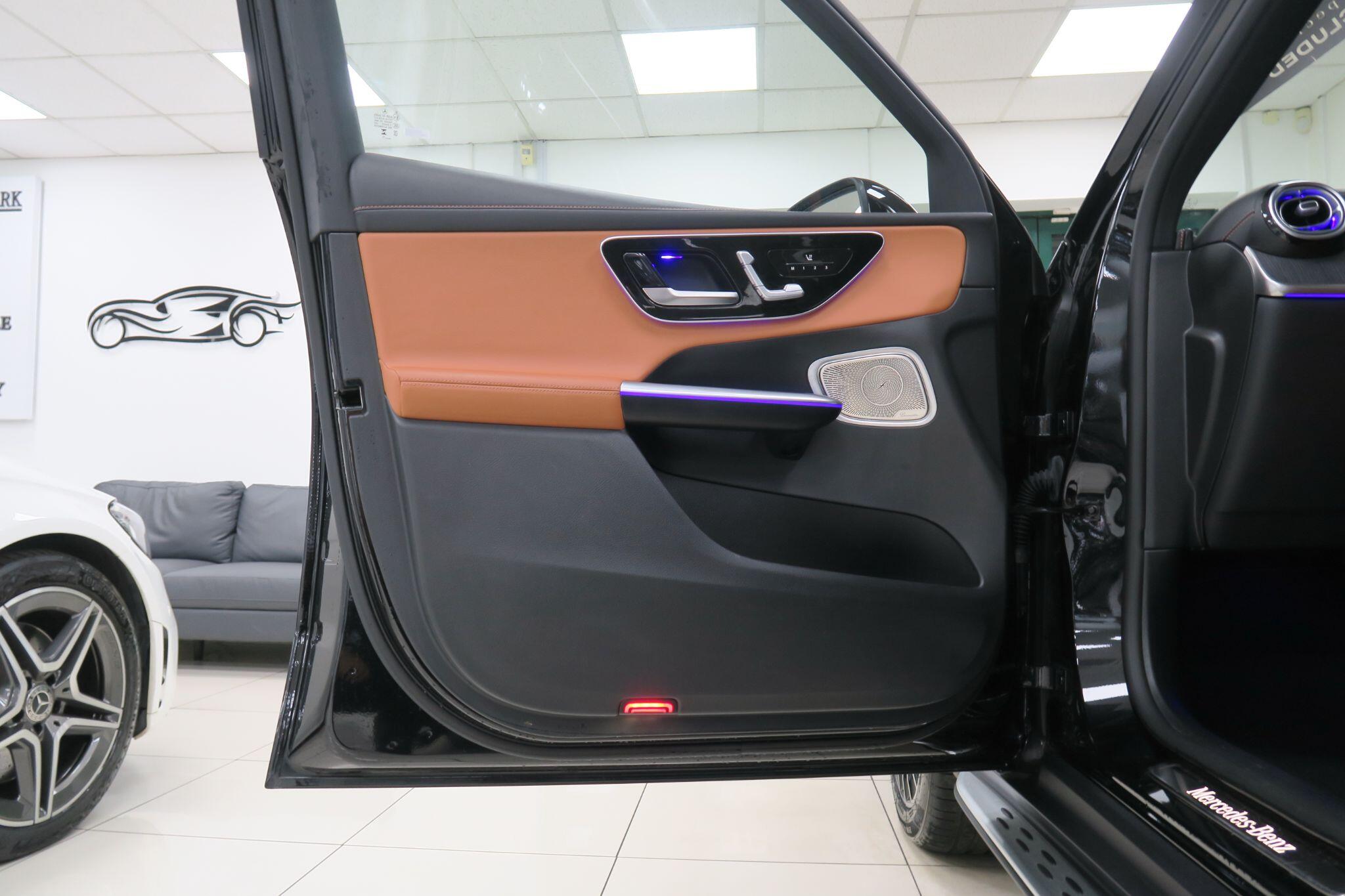 Mercedes-Benz GLC view 15