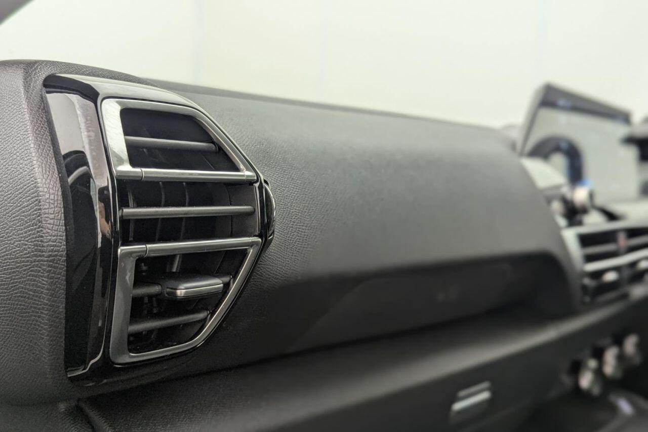 Citroen C4 view 21
