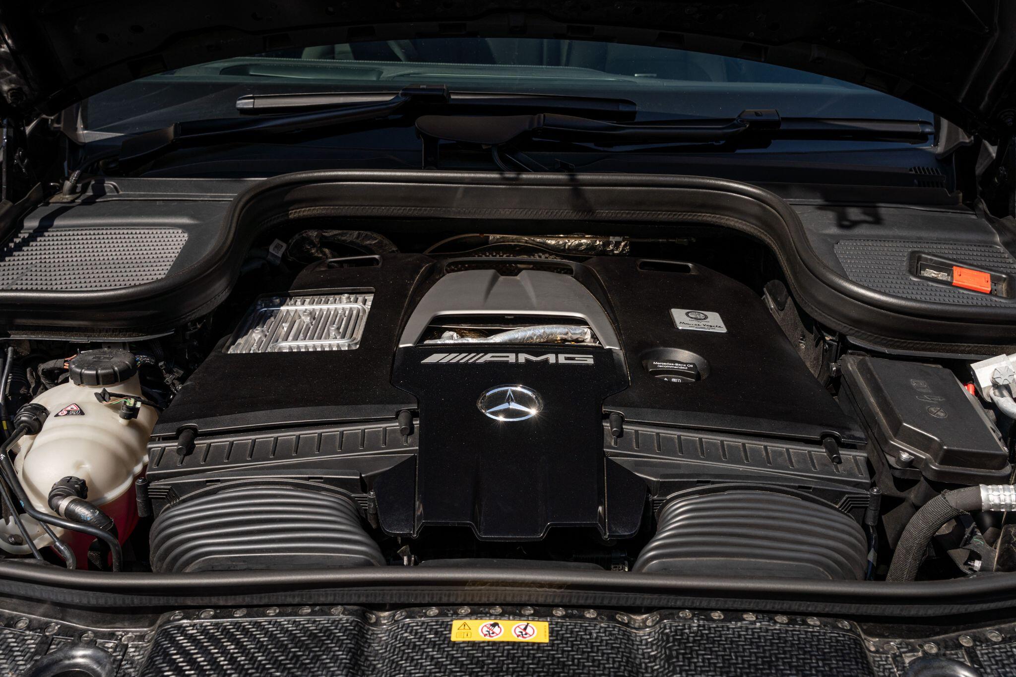 Mercedes-Benz GLS view 24