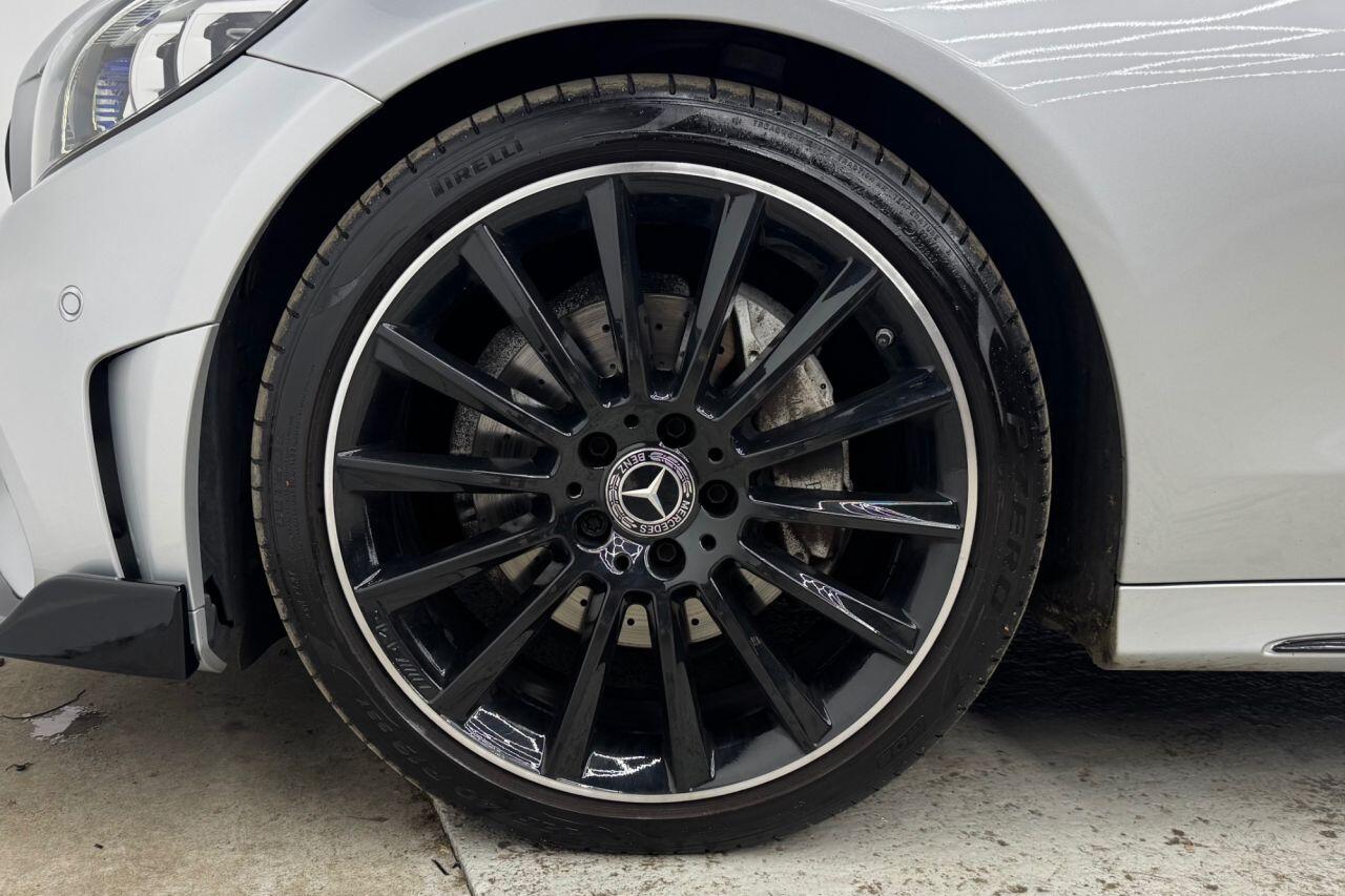 Mercedes-Benz C-Class view 44