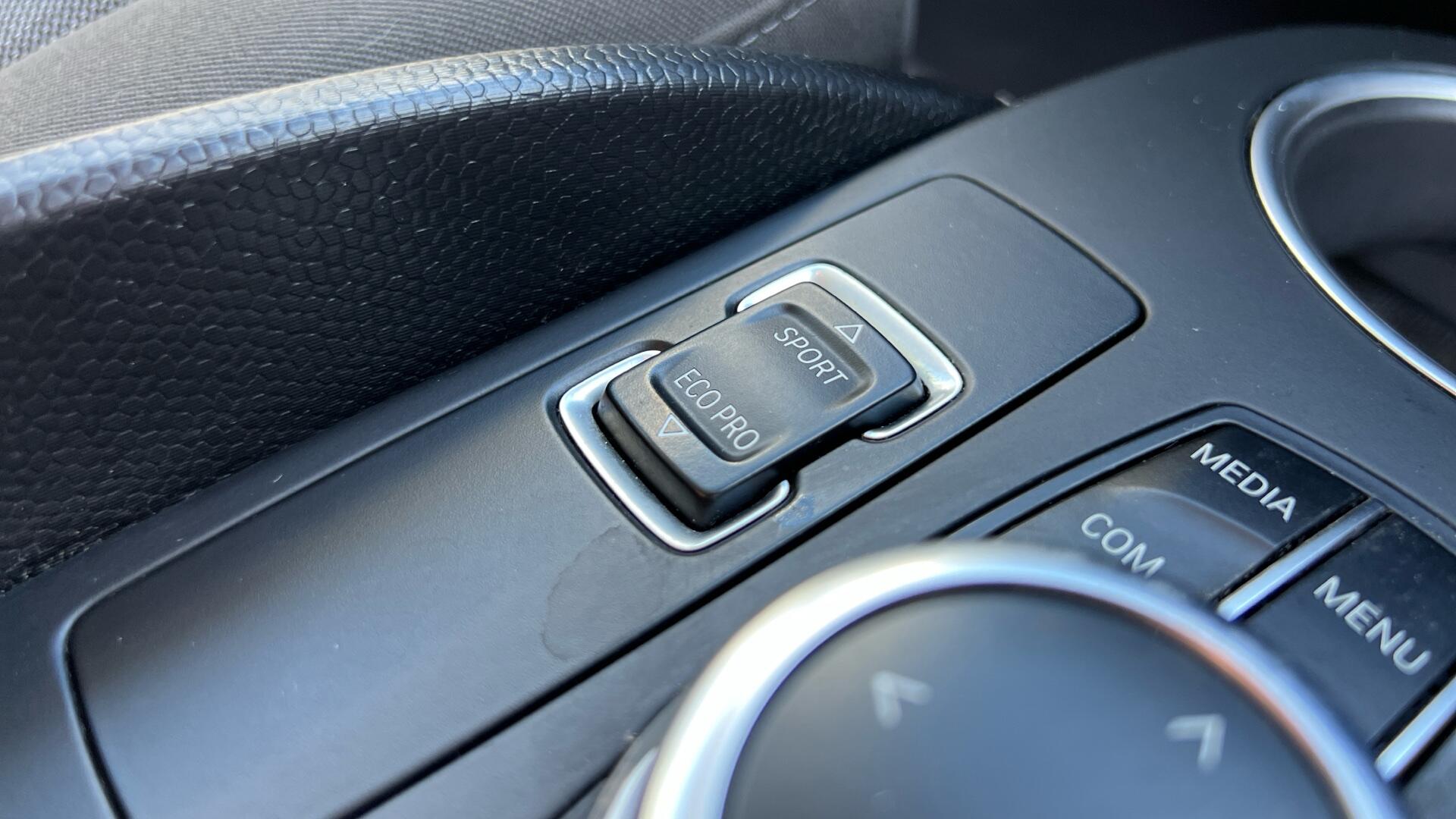 BMW i3 view 19