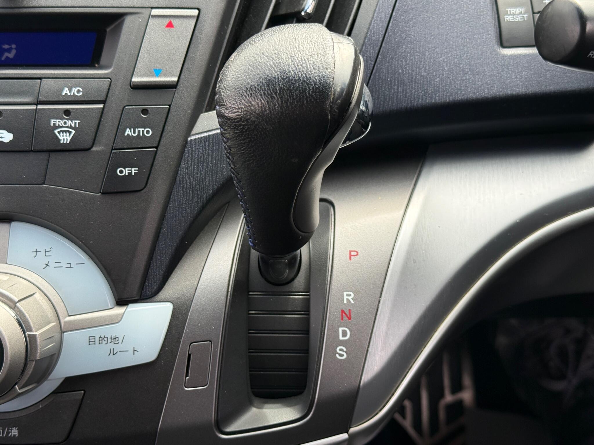 Honda Odyssey - Image 70