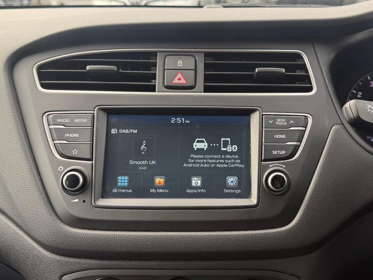 Hyundai I20 view 18
