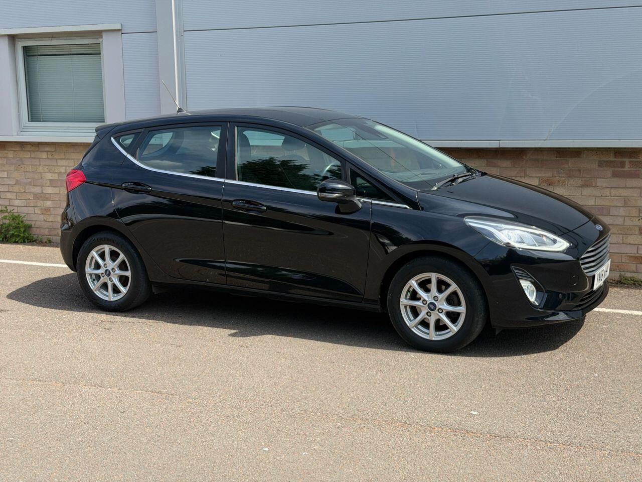 Ford Fiesta view 32