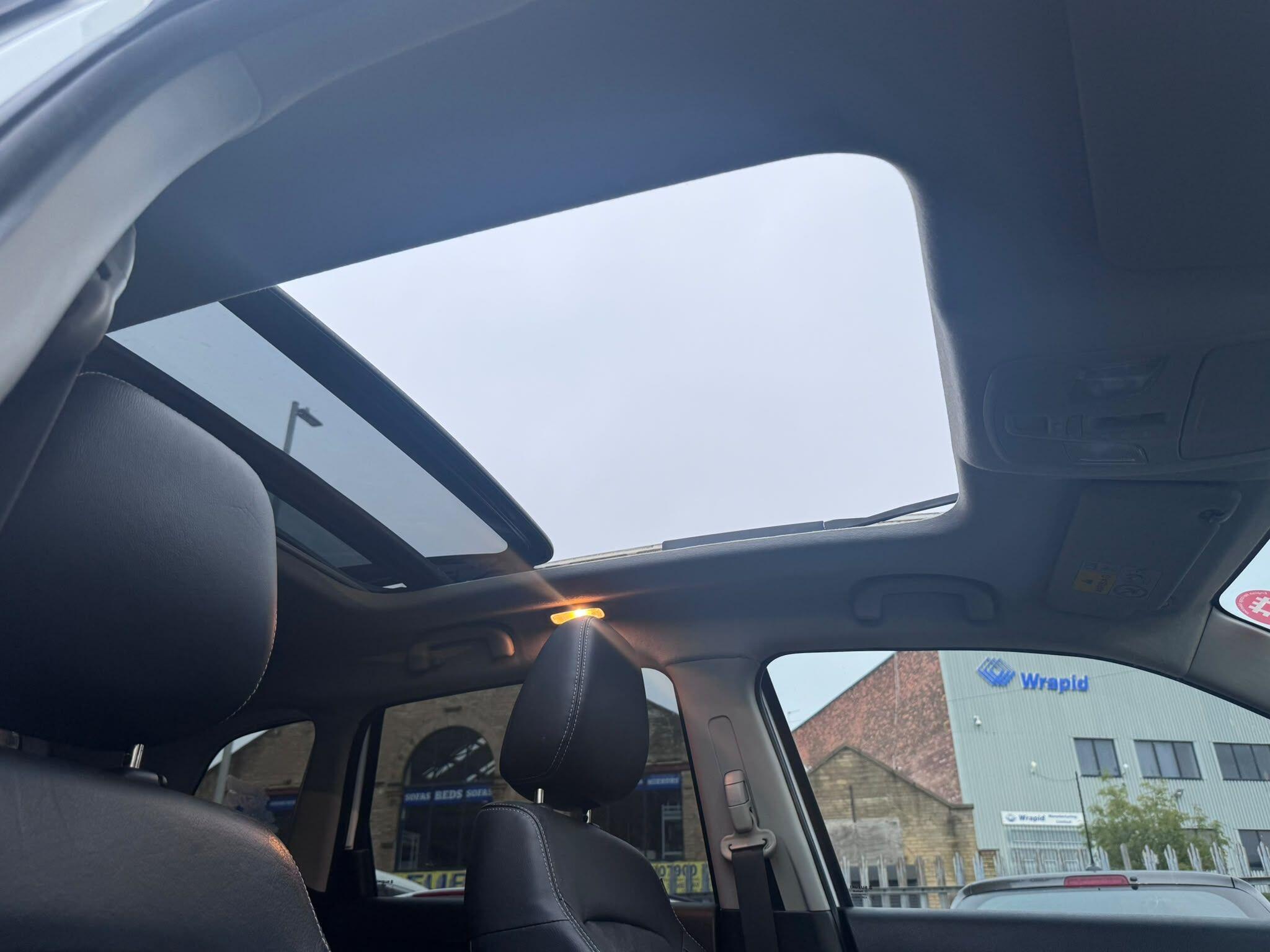 Suzuki Vitara view 50