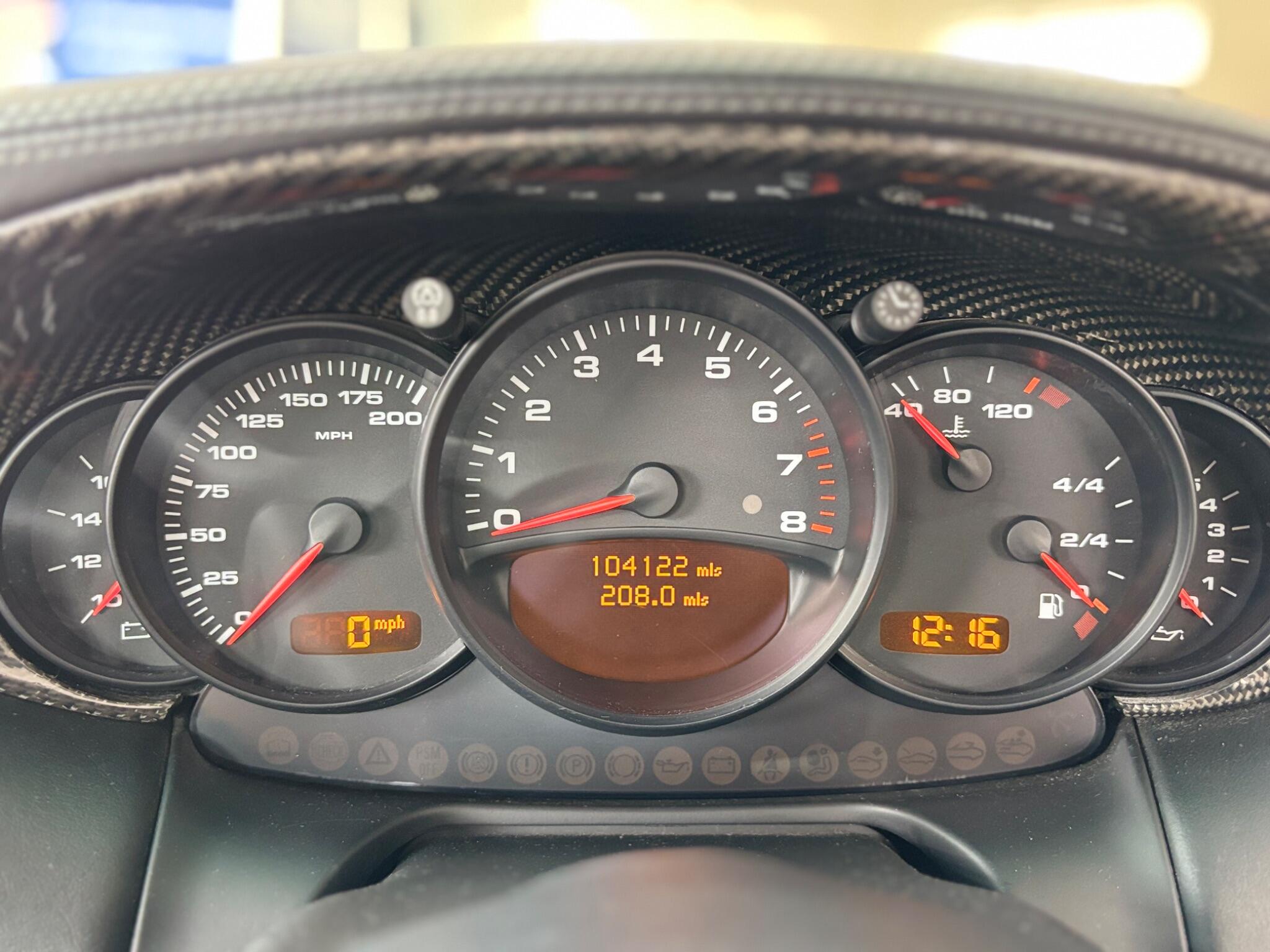 Porsche 911 view 44