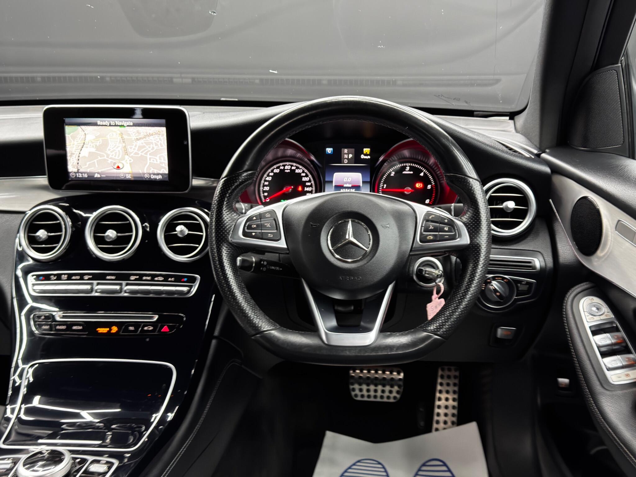 Mercedes-Benz GLC view 18