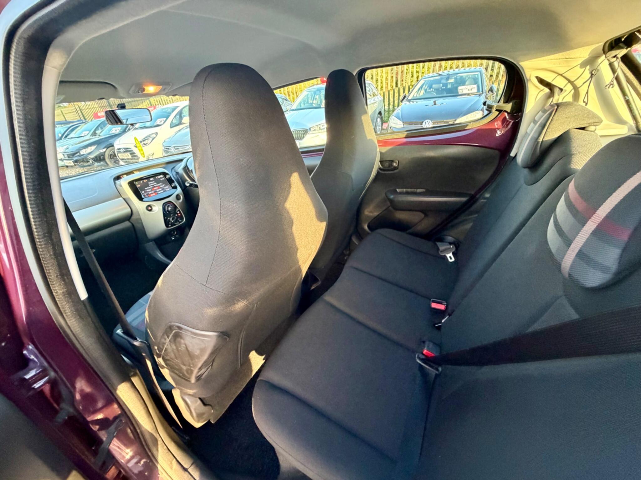 Peugeot 108 view 30
