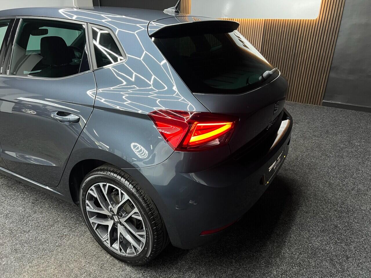 SEAT Ibiza view 8