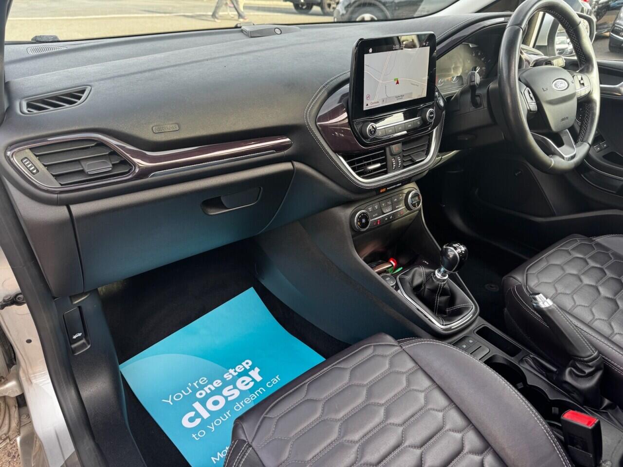 Ford Fiesta view 3