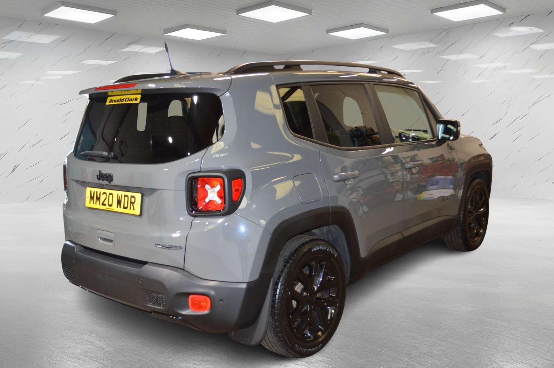 Jeep Renegade view 8