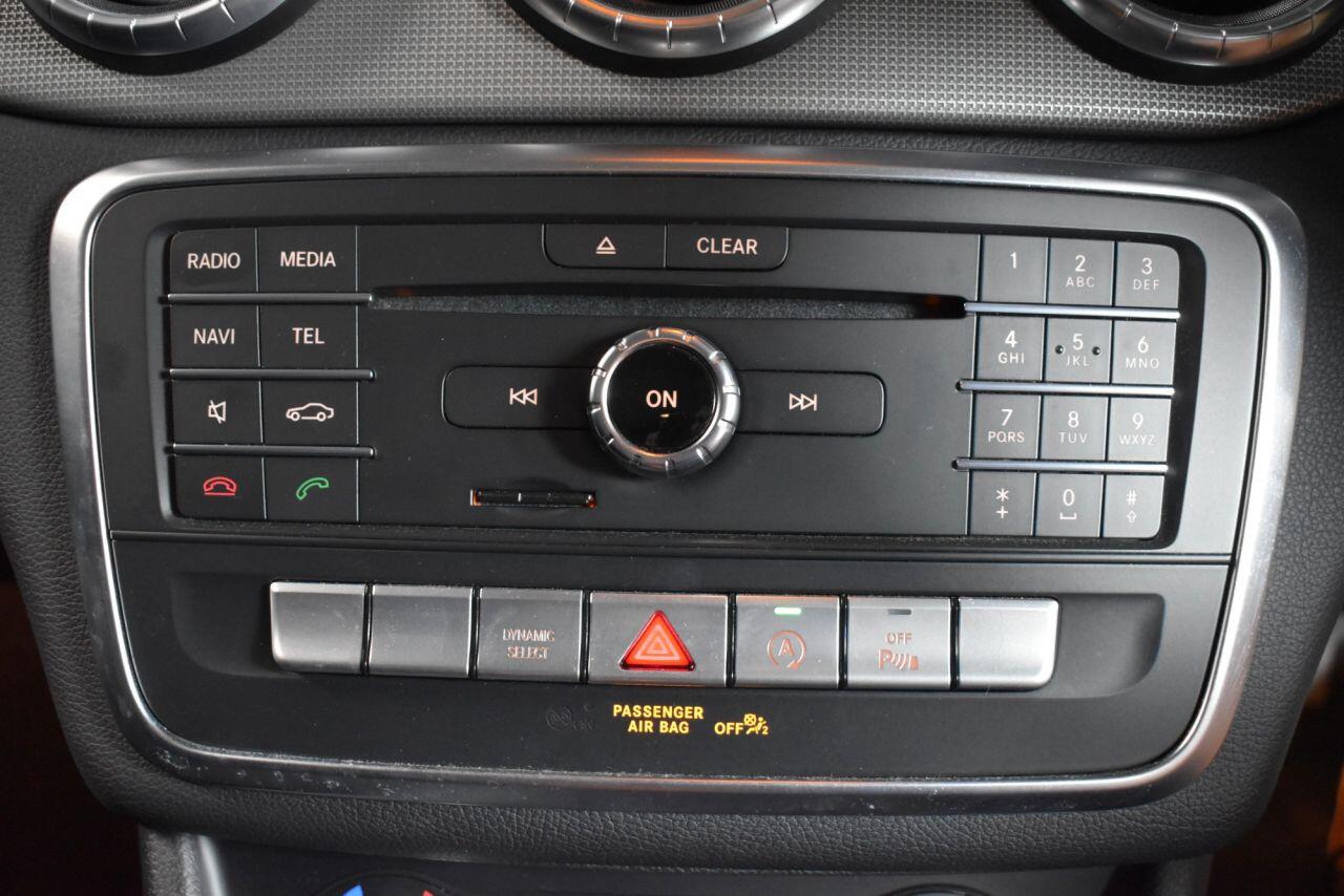 Mercedes-Benz Cla view 22