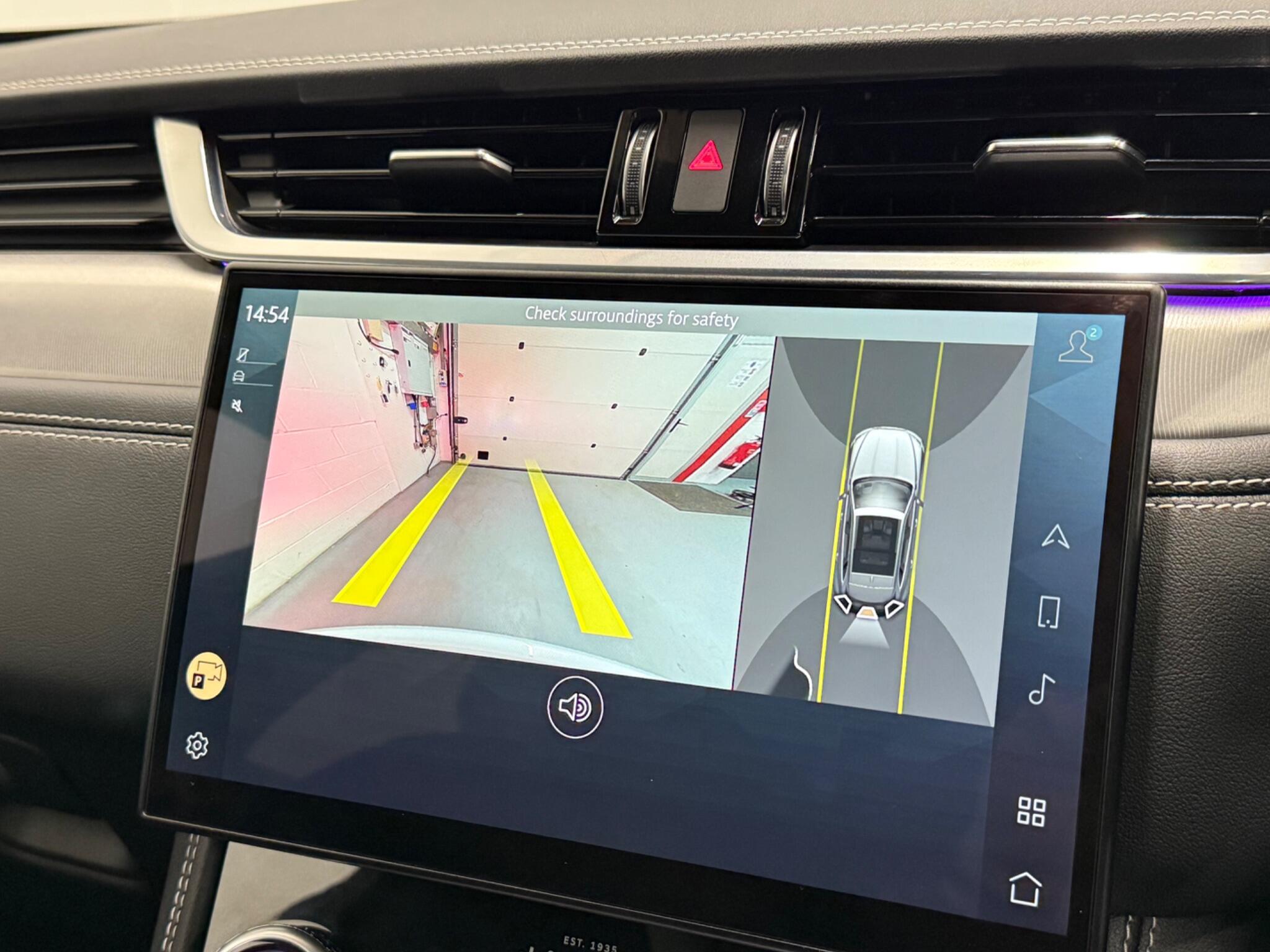 Jaguar F-Pace view 22