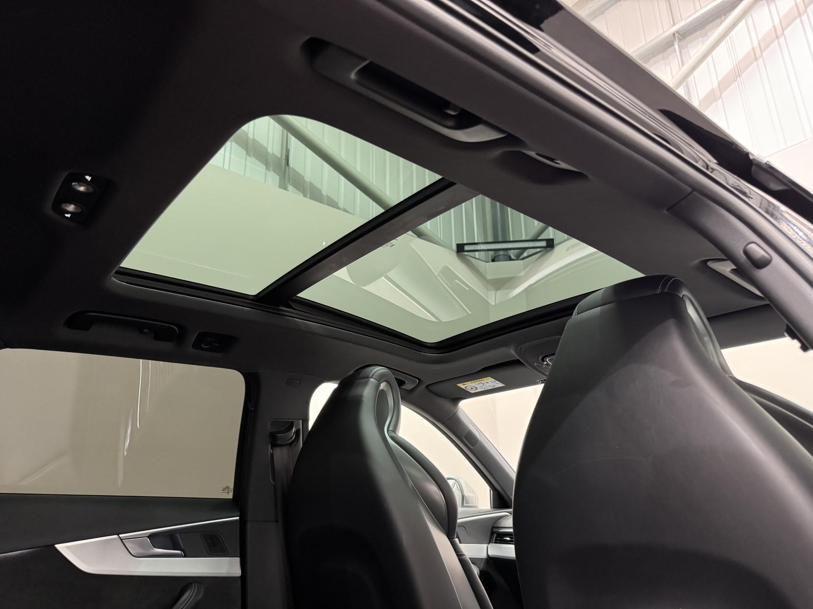 Audi S4 Avant view 57