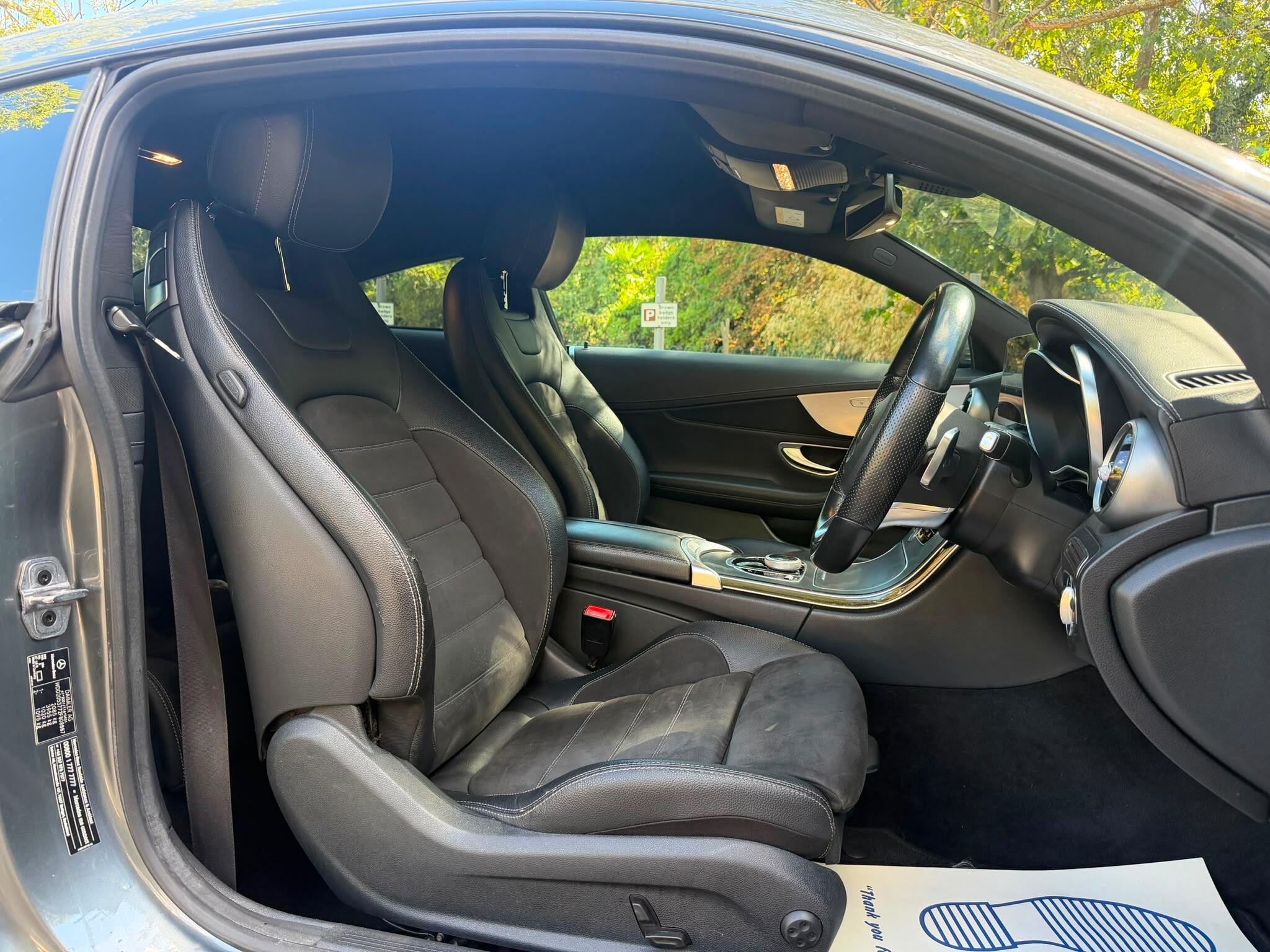Mercedes-Benz C-Class view 11