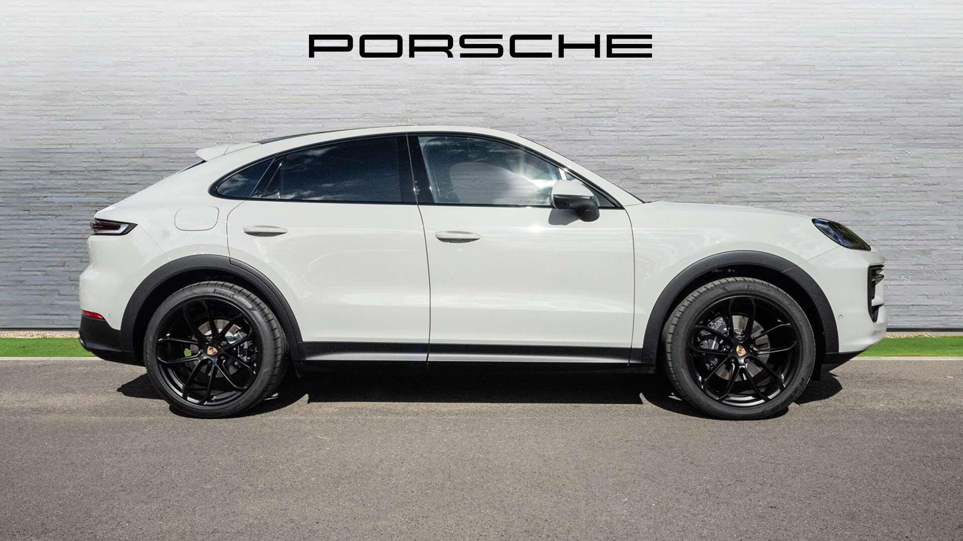 Porsche Cayenne view 7