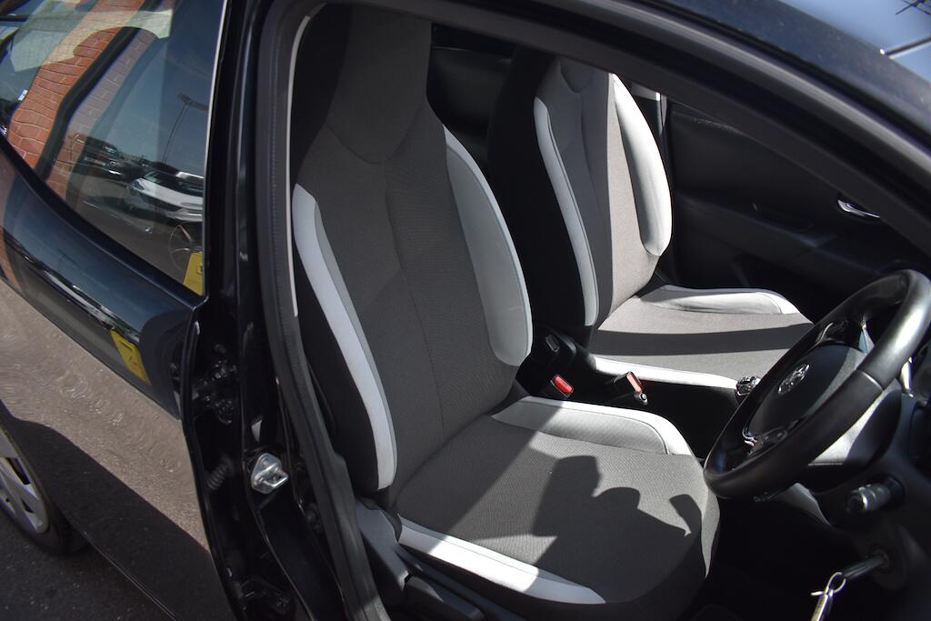 Toyota Aygo view 26