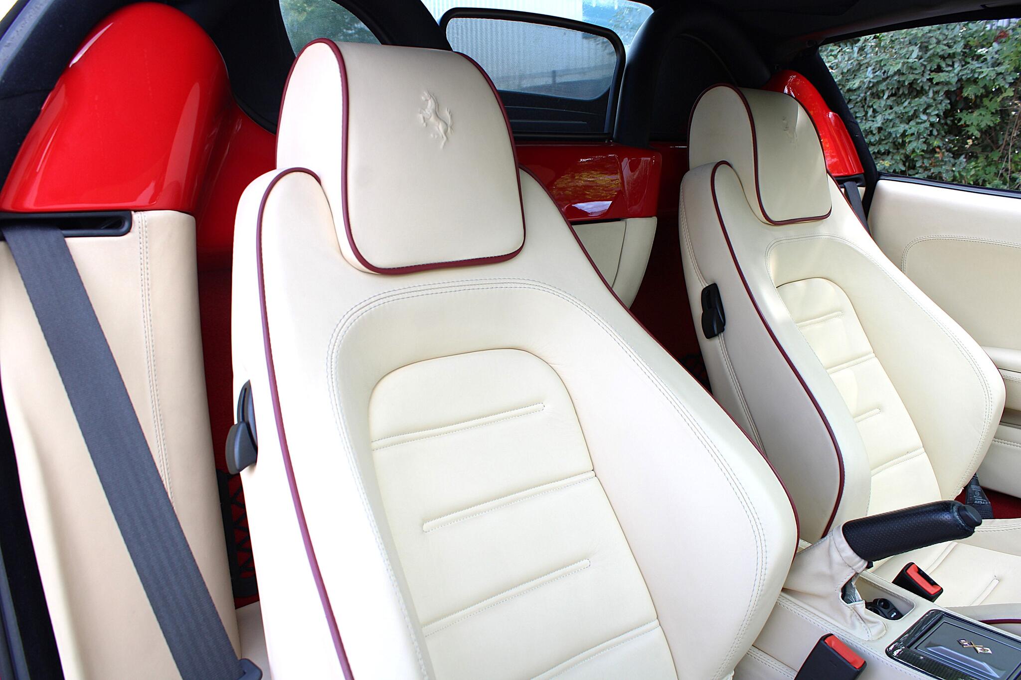 Ferrari F430 view 16