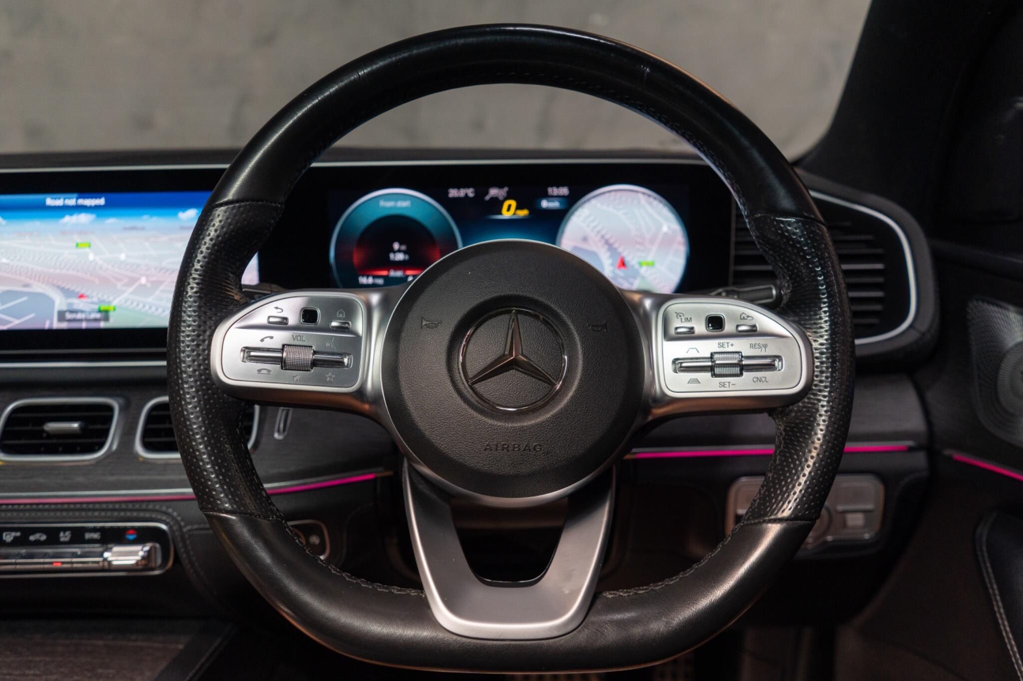 Mercedes-Benz GLS view 45